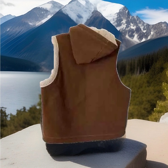 Coaco New York Women’s Fleece Vest Med Hooded Brown Pockets Full Metal Zipper - Picture 2 of 6